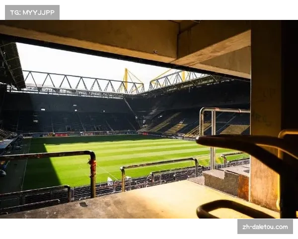 多特蒙德主场伊杜纳信号公园球场将于今夏启动看台翻新工程